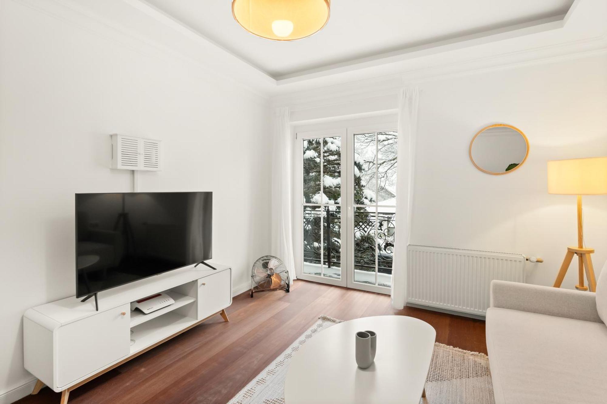 Yuva Homes Am Kurpark Apartment *